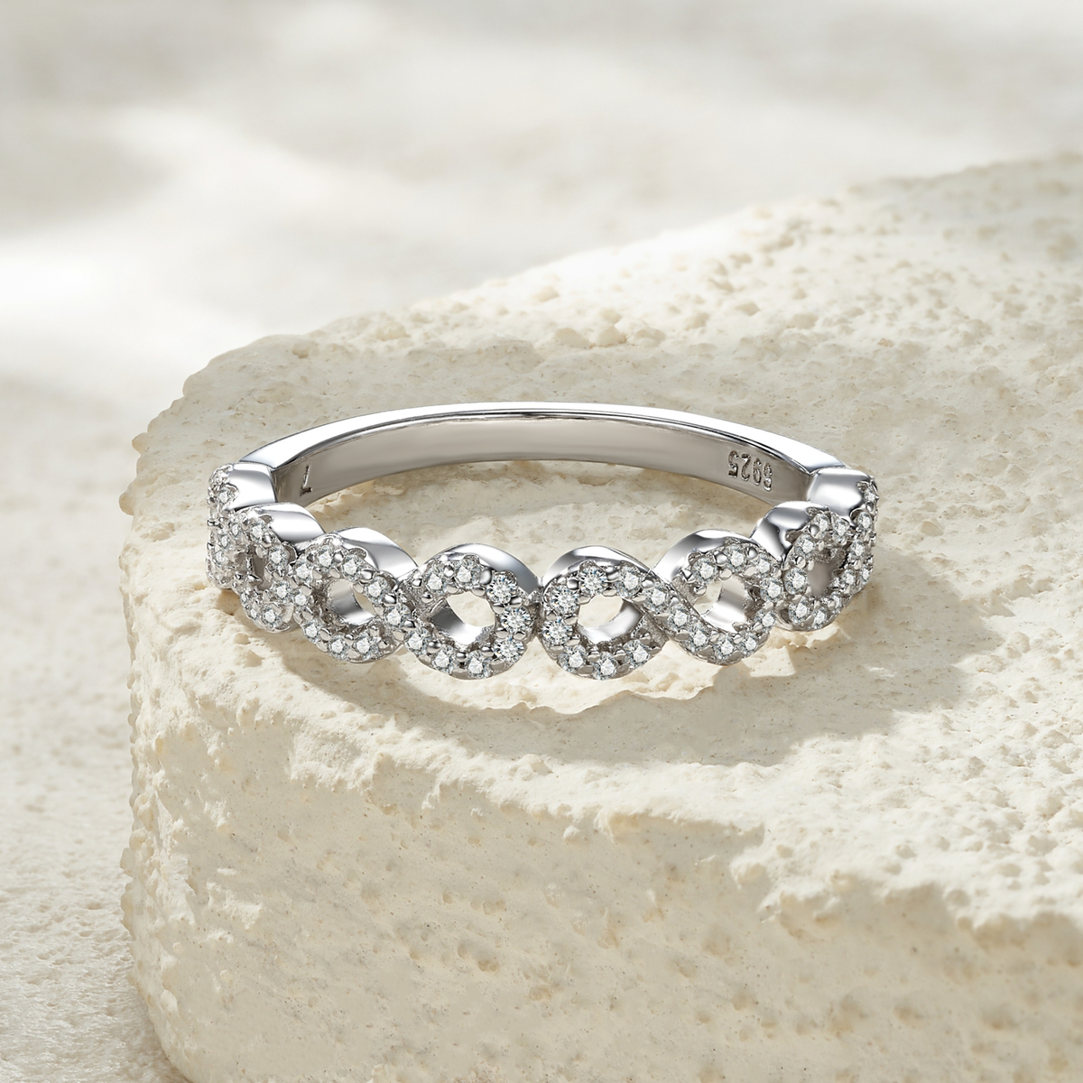 Linked Hearts Moissanite Band — Clean Silver, Maximum Sparkle