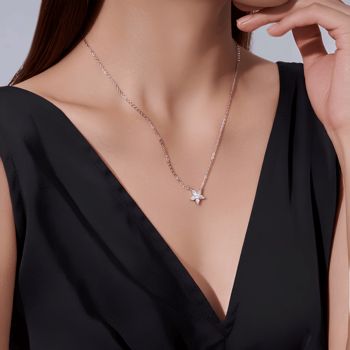 Moissanite Flower Necklace – S925 Sterling Silver