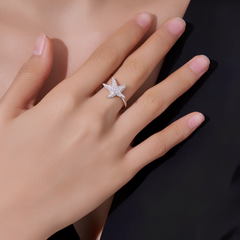 Moissanite Star Ring in 925 Sterling Silver