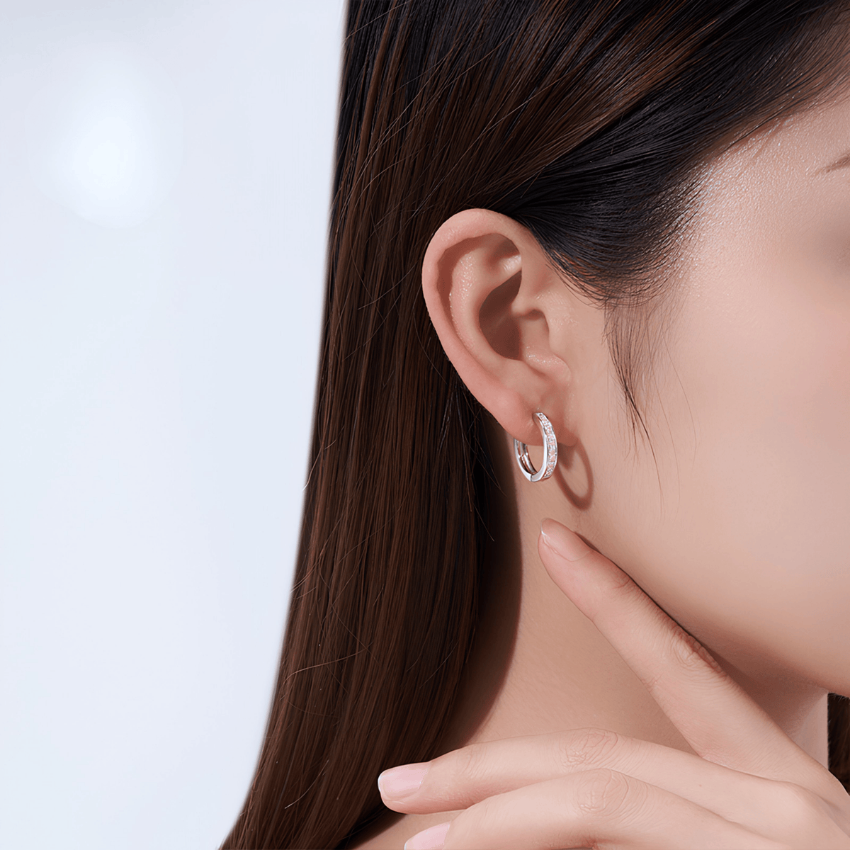 S925 Sterling Silver Princess-Cut Moissanite Huggie Hoop Earrings — Square Channel-Set Sparkle