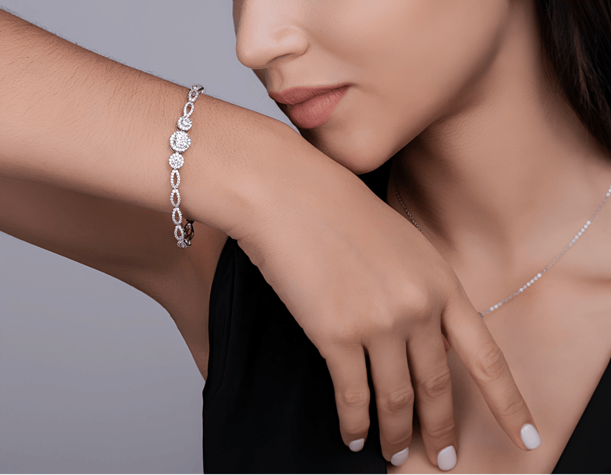 Moissanite Halo Link Bracelet – S925 Sterling Silver
